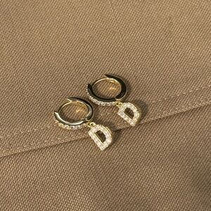 Gorgeous Trendy Rachel Parcell x Electric Picks Gold Initial Crystal Earrings D